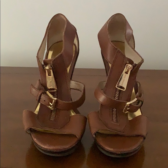 MICHAEL Michael Kors Strappy Zip Sandals - Picture 2 of 5